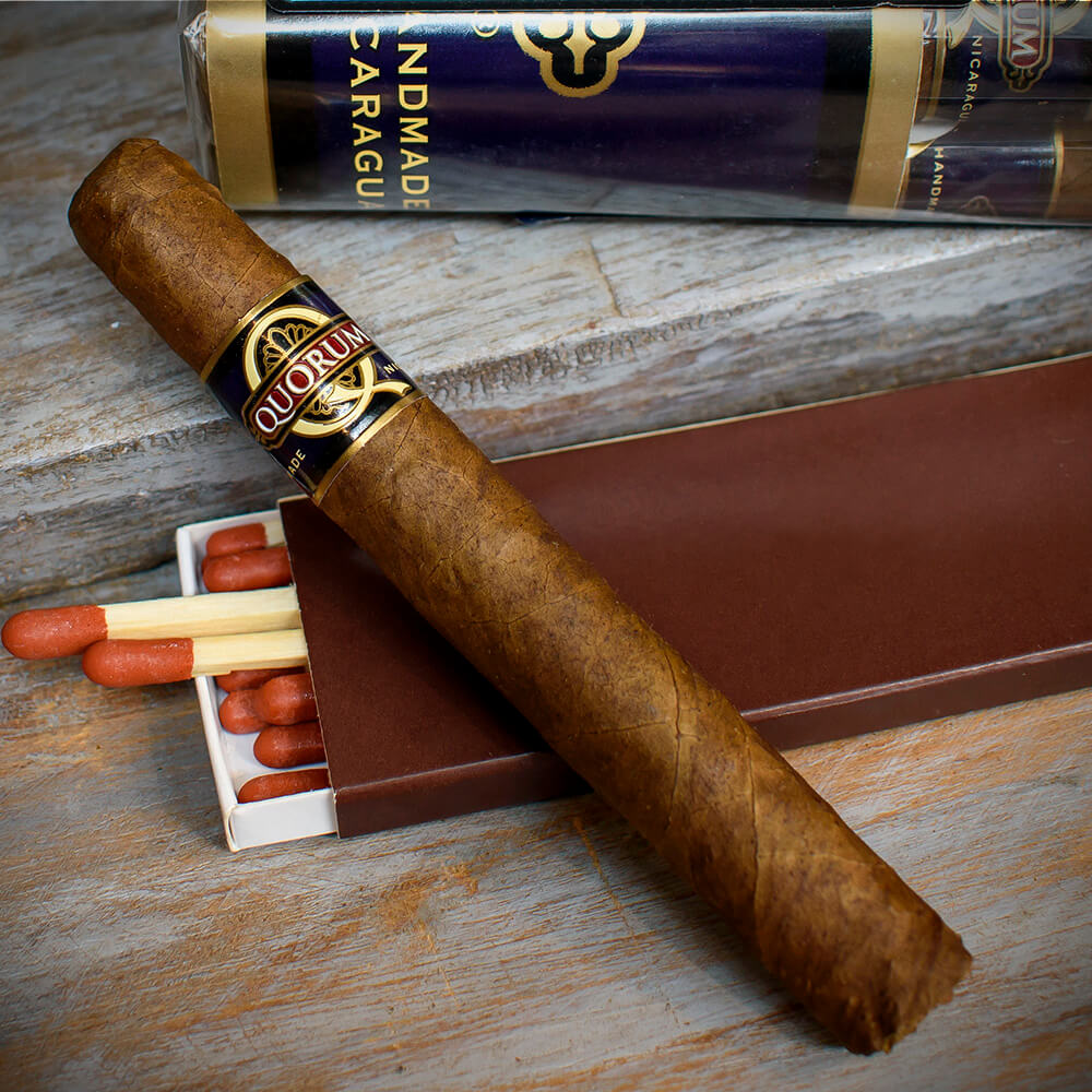 Quorum Classic Tres Petit Corona Handmade Nicaraguan Cigar Single - Image 2