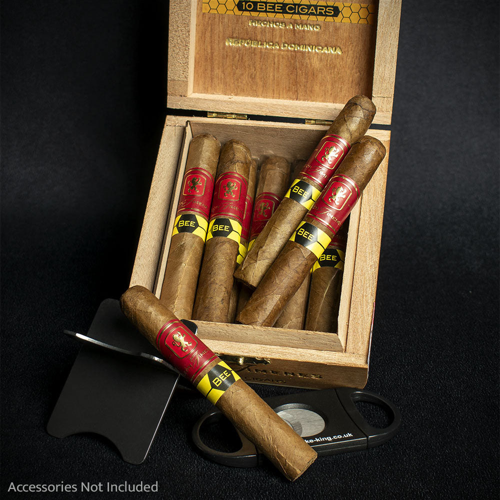 Leon Jimenes Petit Corona Bee Honey Cigar Single - Image 3